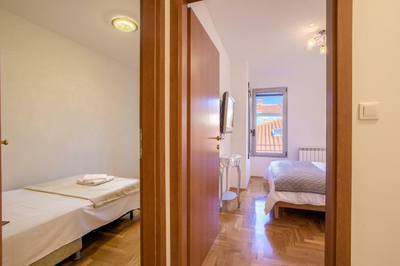Apartment San Rocco Center Pula Zewnętrze zdjęcie