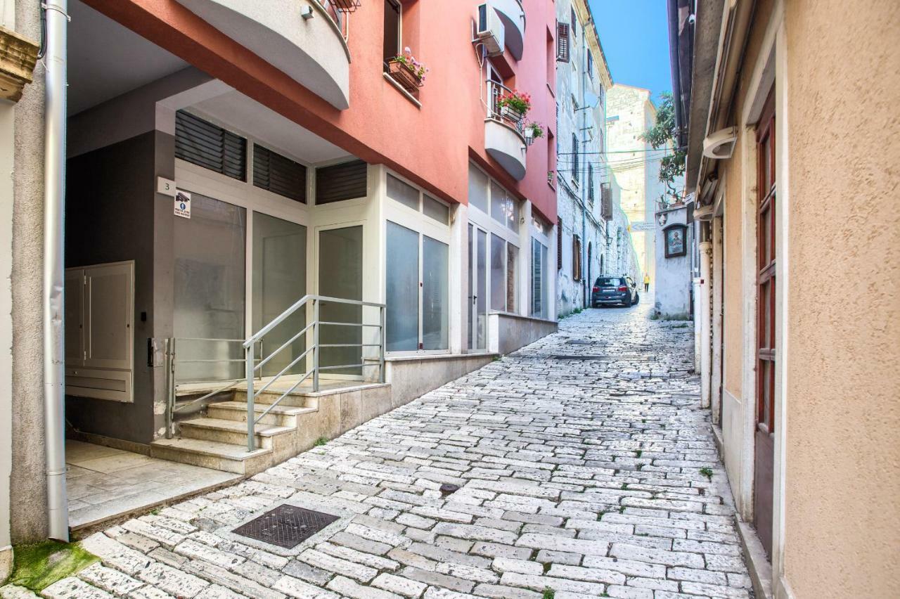 Apartment San Rocco Center Pula Zewnętrze zdjęcie